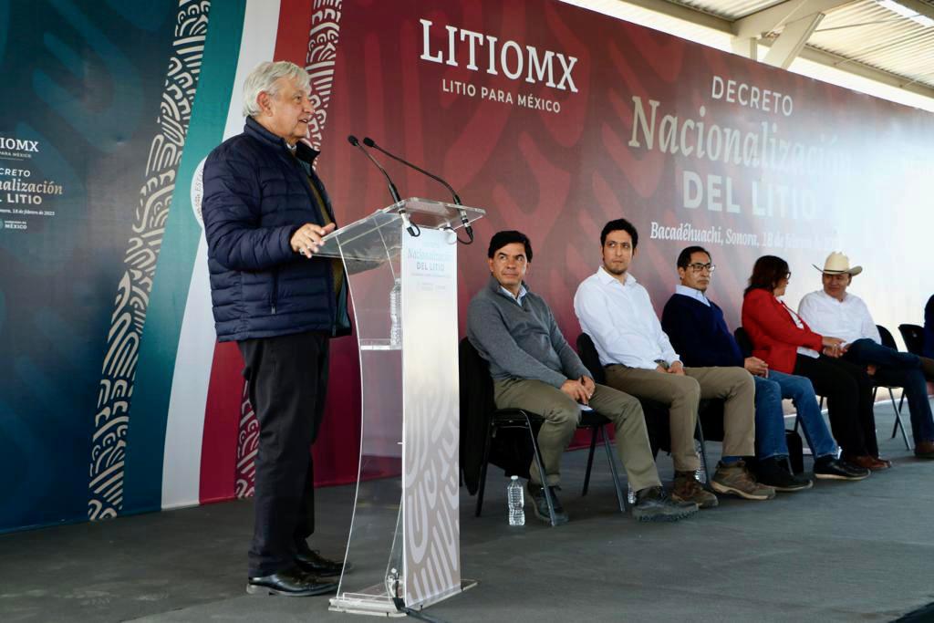 AMLO declara 230 mil hectáreas zona de reserva minera de litio
