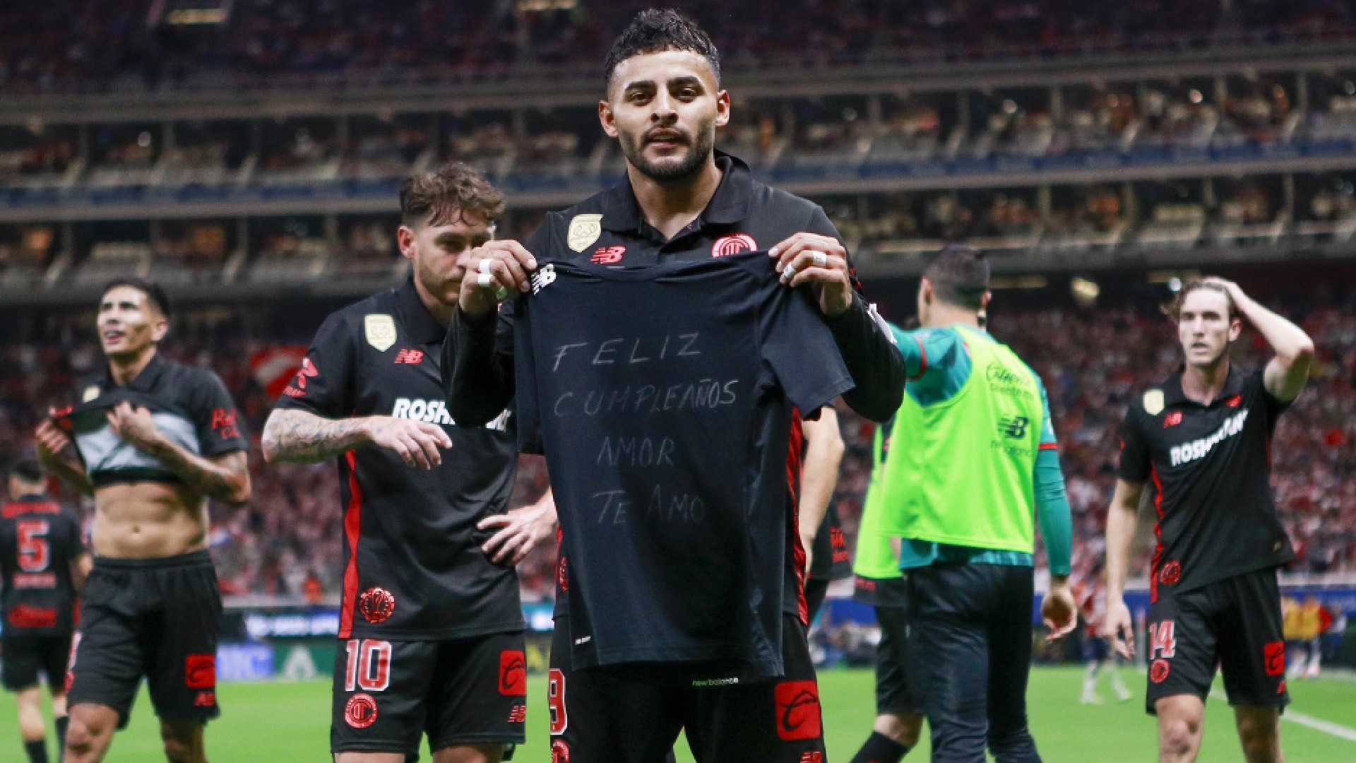 El festejo de gol de Alexis Vega a Chivas tras anotar con Toluca