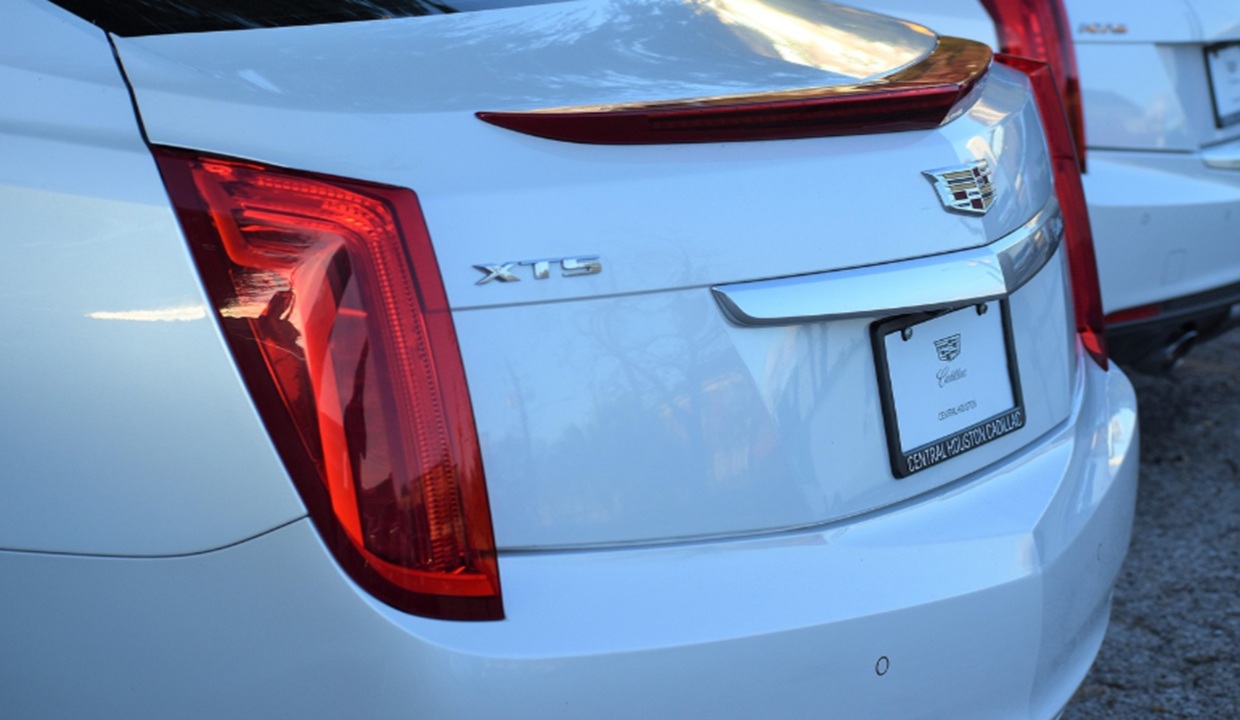 ¡De miedo! Hombre escondió por casi dos años a su hijo en la cajuela de su auto