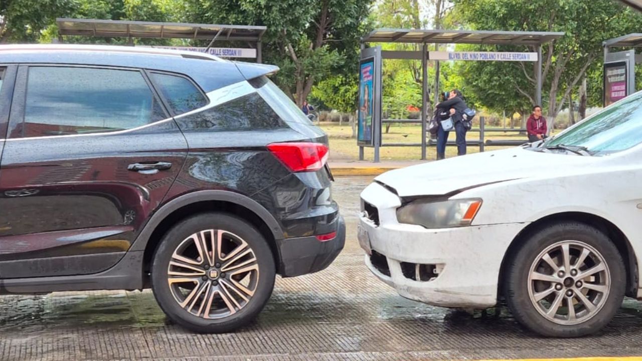 Lluvias dejan choque sobre el Bulevar del Niño Poblano en Puebla hoy; así pasó