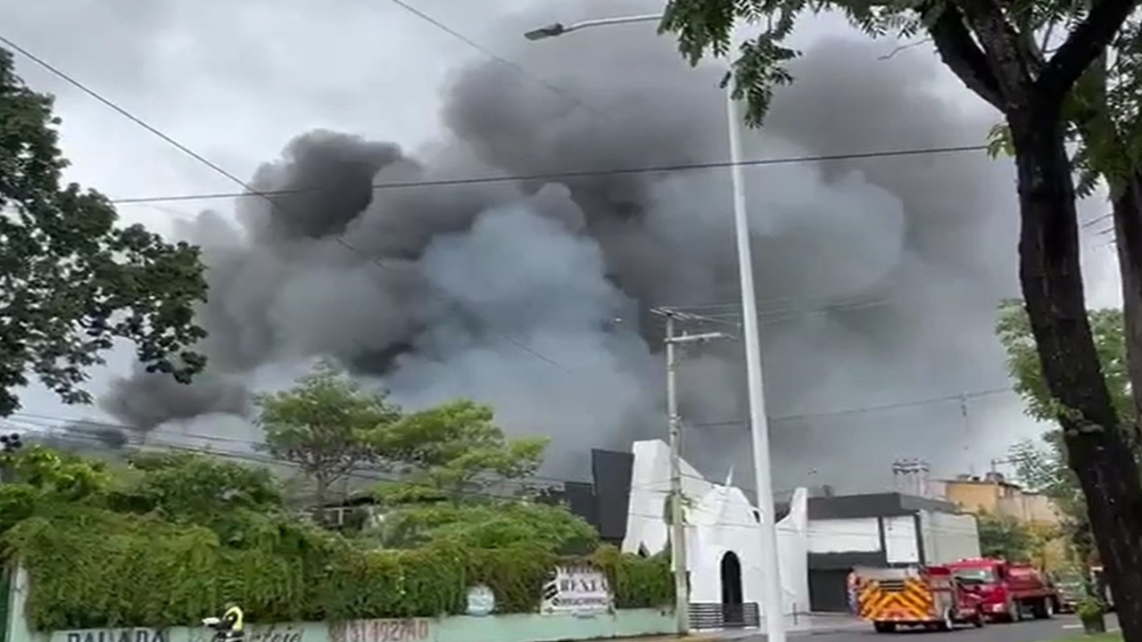 Se incendia un centro nocturno en Villahermosa en medio de la violencia ...
