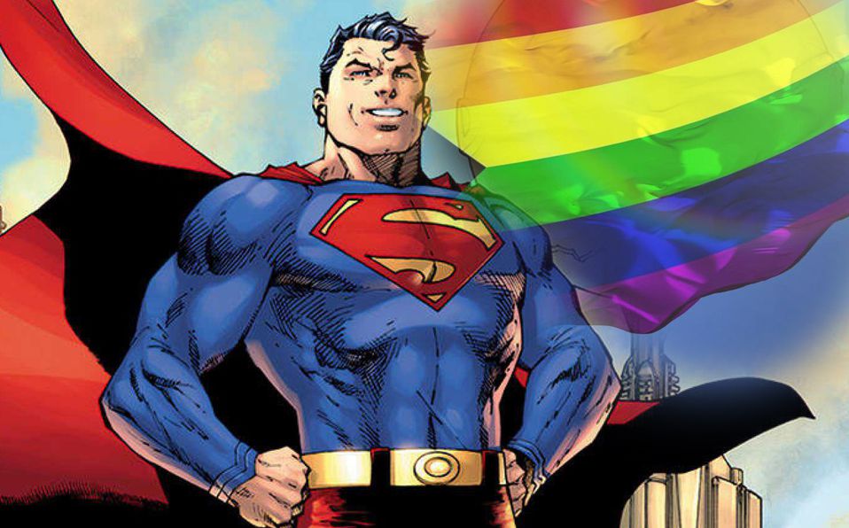El Universo de DC Comics presenta a Superman Gay