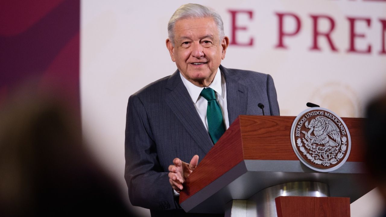¿De qué tratan las iniciativas de reforma que presentará AMLO el ...