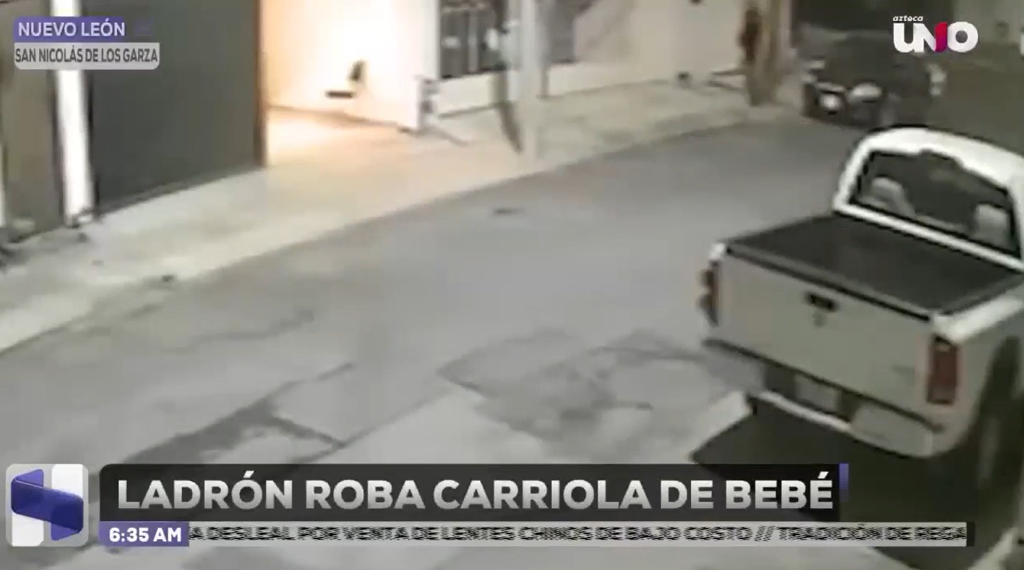 Captan a ladrón robando carriola de bebé en una cochera de Nuevo León