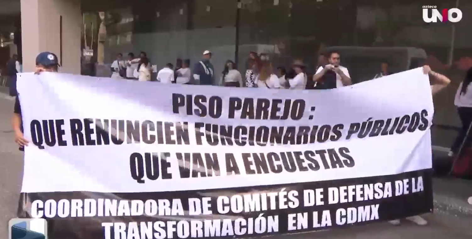 En la asunción de Ariadna Montiel como Presidenta Nacional de Morena, el gobernador de sinaloa con licencia, Rubén Rocha Moya, fue el gran ausente; internamente, nadie indaga nada, ni sospecha del sinaloense.