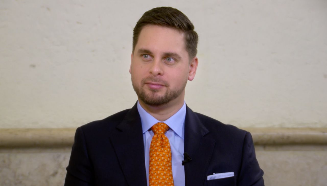 Más allá de las instituciones: ¿por qué fracasan realmente las naciones?