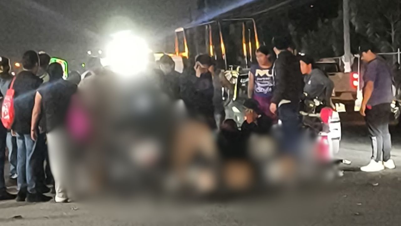 Fuerte accidente sobre el Camino a Tlaltepango en Puebla dejó hasta 3 lesionados graves