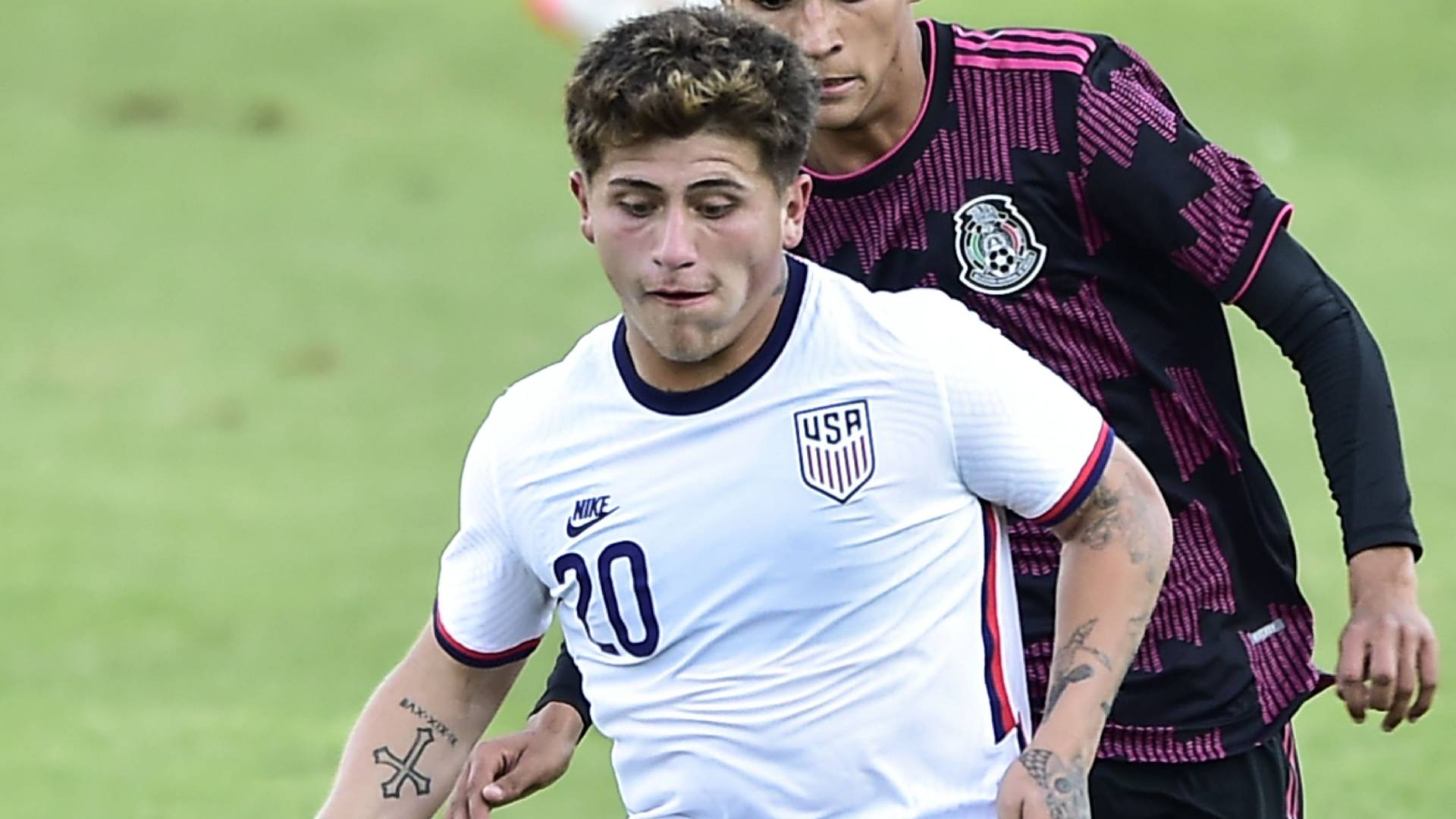 Diego Luna responde si jugará para México y dejará a Estados Unidos