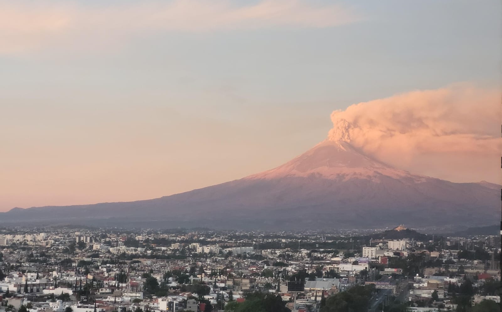 Volcán Popocatépetl registra 59 EXHALACIONES; monitoreo HOY jueves