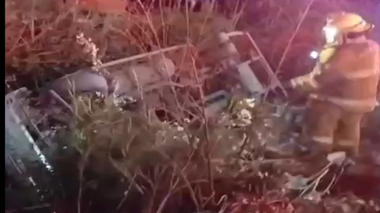 Unidad de la Ruta 30A se va al fondo de una barranca con todo y pasajeros en Misiones de San Francisco (VIDEO)