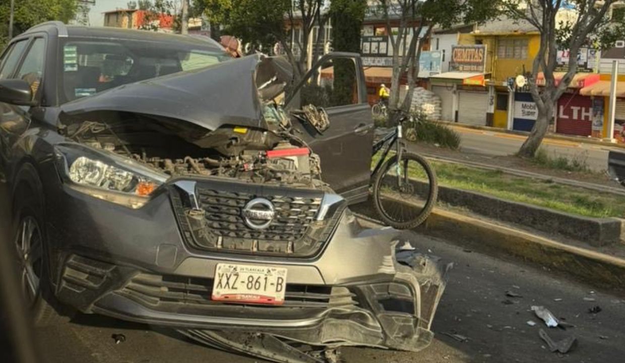 VIDEO: Se registra fuerte accidente en boulevard Forjadores HOY