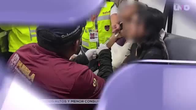 Estructura metálica cae en Feria de Puebla 2026; hay dos mujeres lesionadas