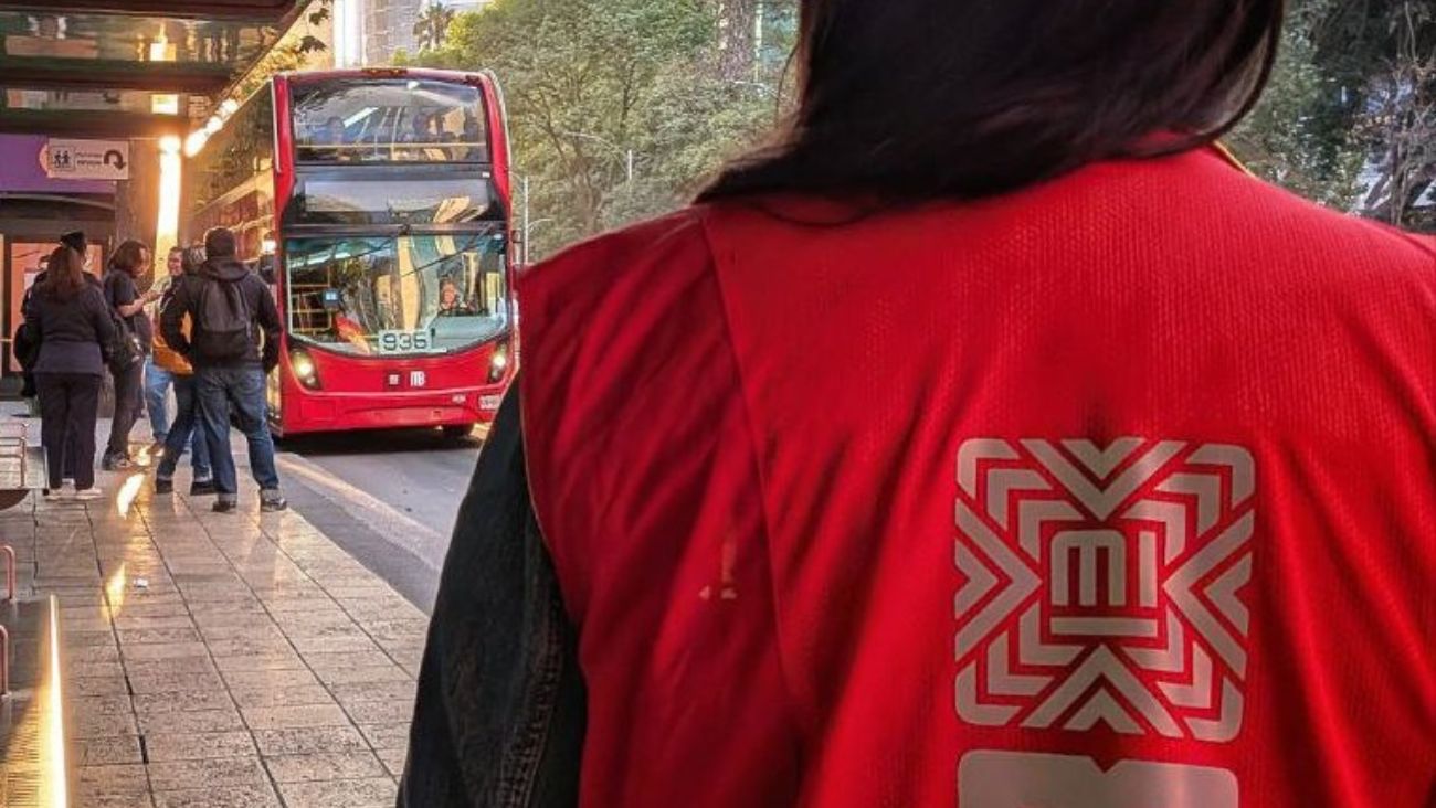 Metrobús lanza vacantes de supervisión con sueldo de 11 mil pesos