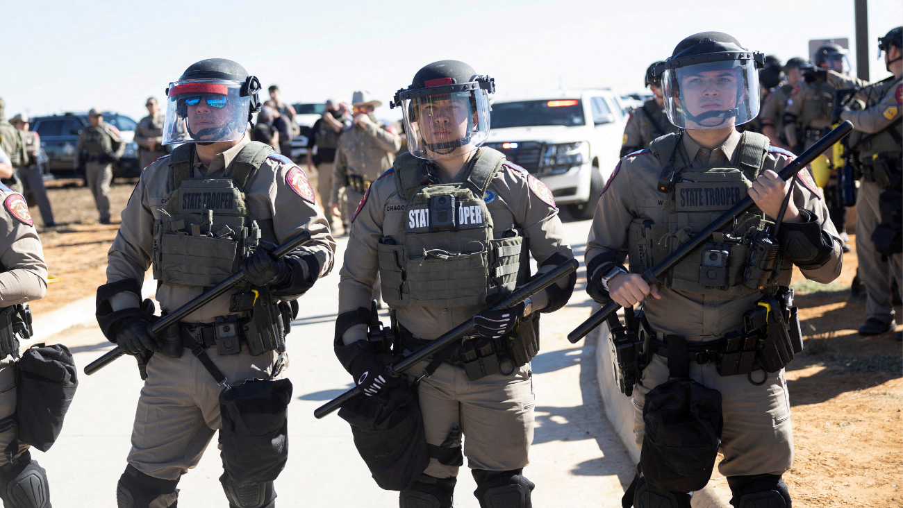 Director de ICE revela cifra oficial de inmigrantes deportados en la administración Trump