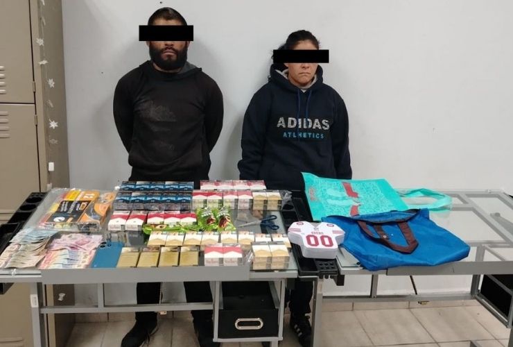 Torreón: Detienen a pareja por robo con violencia y abuso a menor en tienda