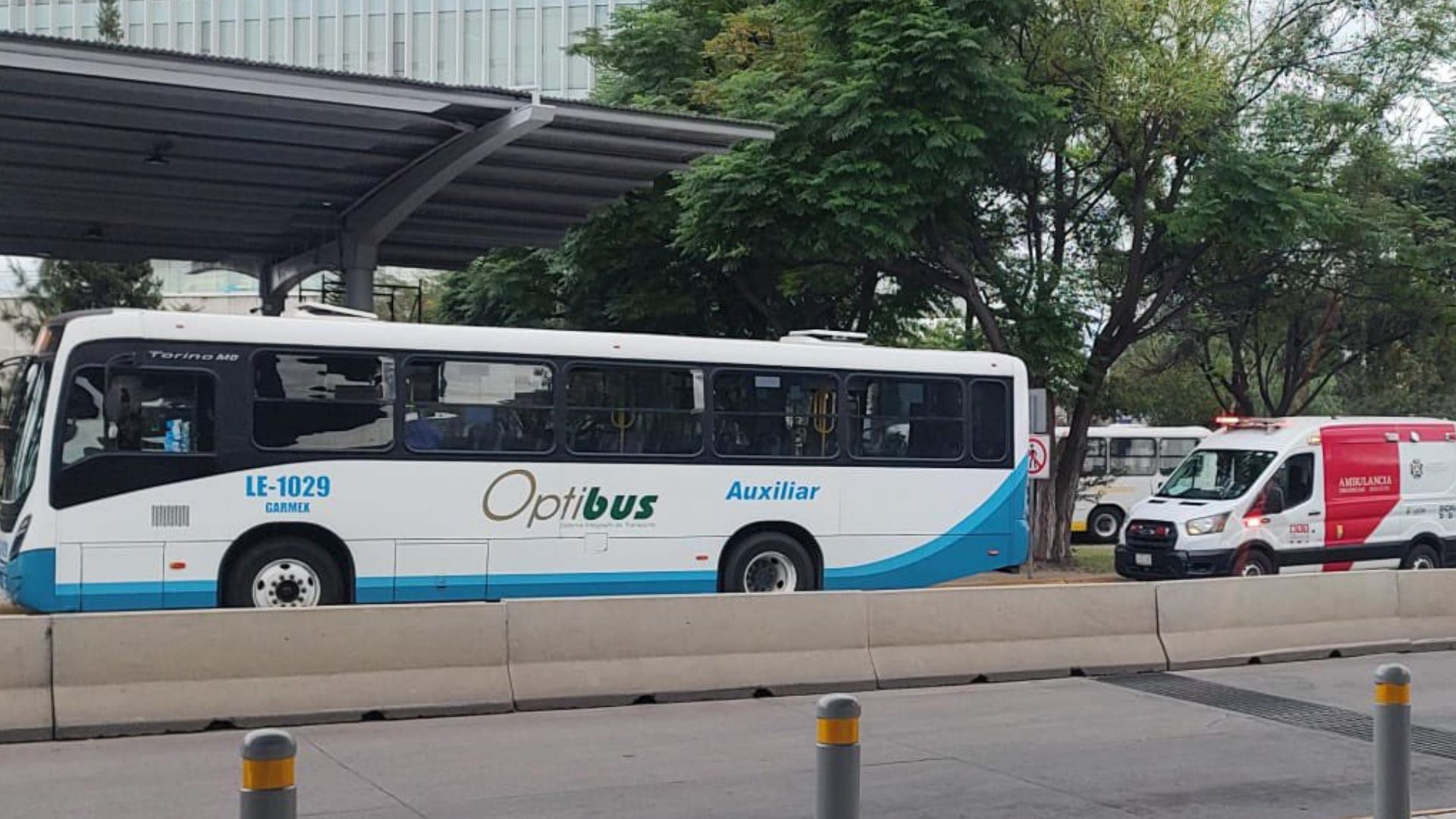 Muere una persona dentro de ruta X4 en Terminal Delta, en León hoy 21