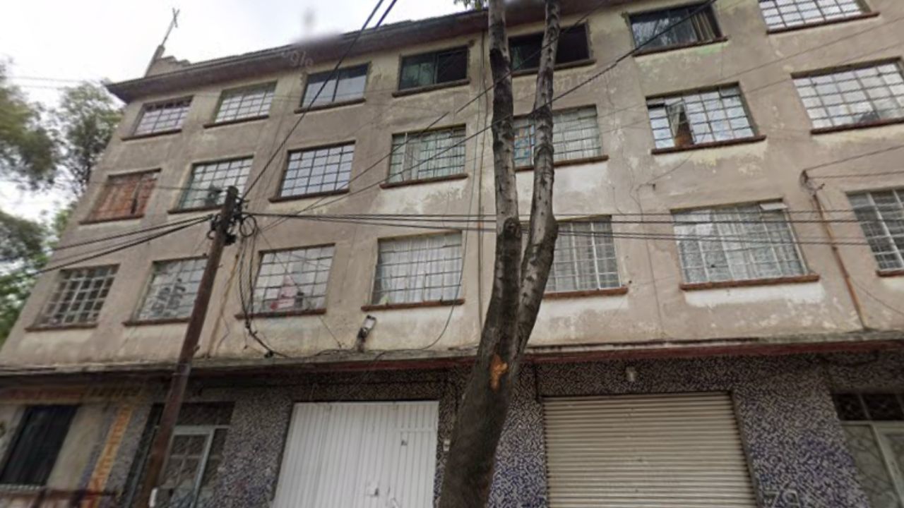 ¿Cómo una mujer en situación de calle murió tras caer de un tercer piso ...