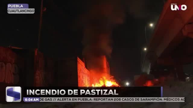 Se registró un incendio de pastizal cerca de la autopista México-Puebla