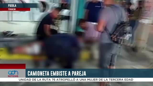 Camioneta provoca accidente en Tehuacán