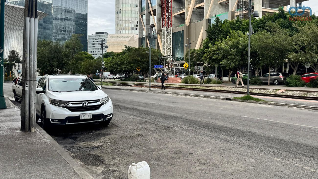 ¿Tienes engomado azul? Revisa cómo aplica el Hoy No Circula este viernes 5 de diciembre en CDMX y Edomex