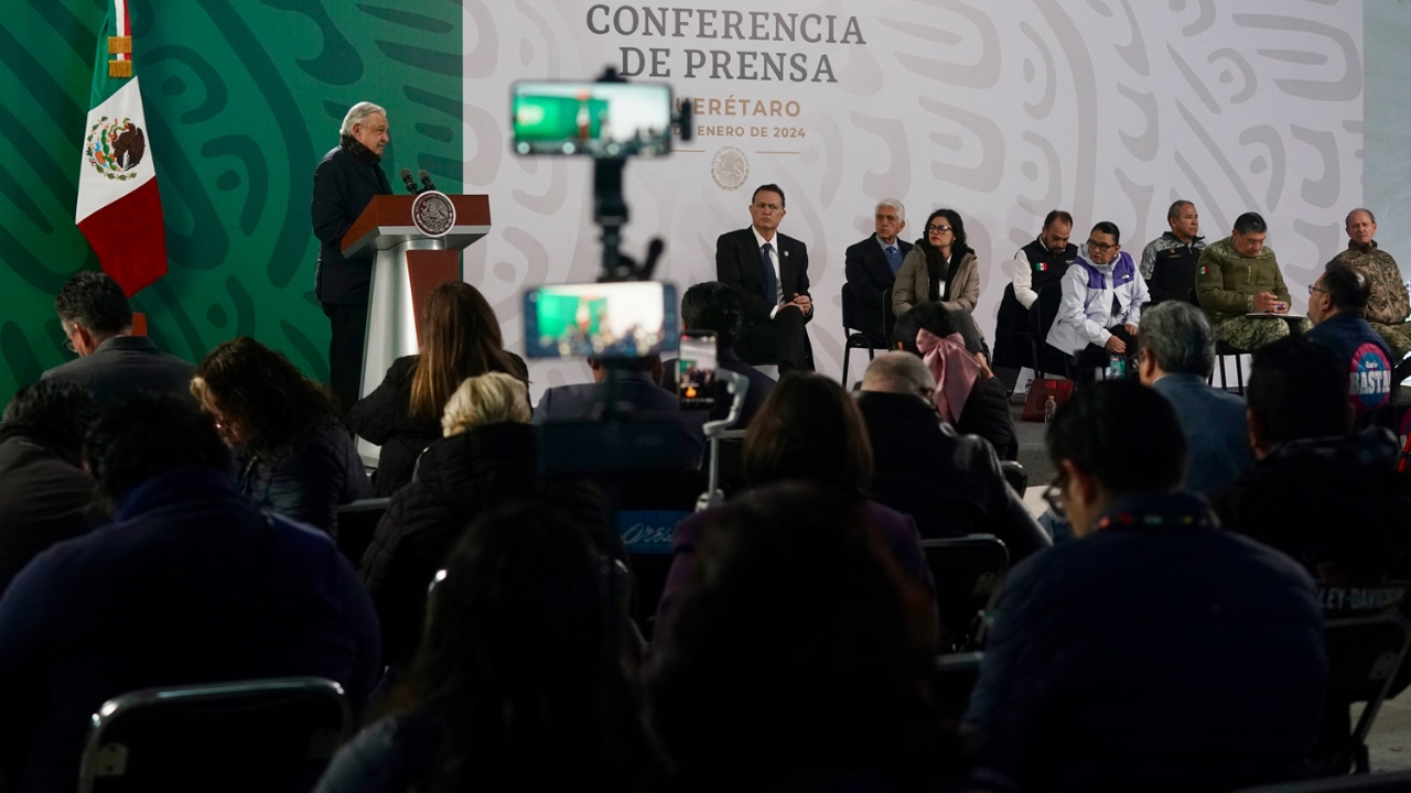 INAI investiga posible filtración de datos de periodistas que van a la ...