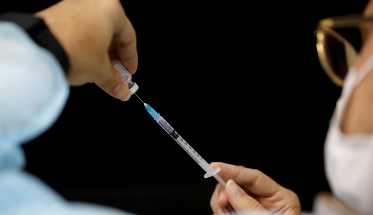 Sanofi prevé tener lista su vacuna Covid-19 en este 2021 - Vimarsana News