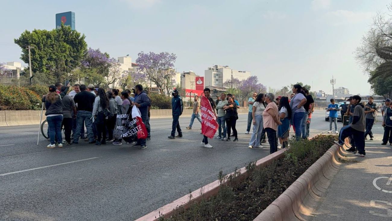 Bloqueos paralizan calles de CDMX hoy viernes de quincena