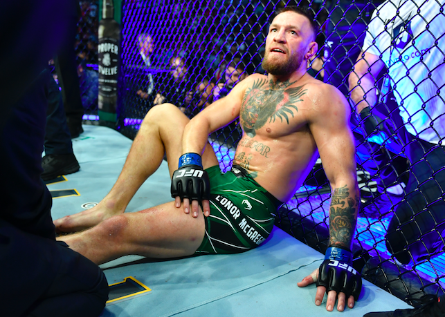 Lesión de McGregor le da el triunfo a Poirier - Vimarsana News