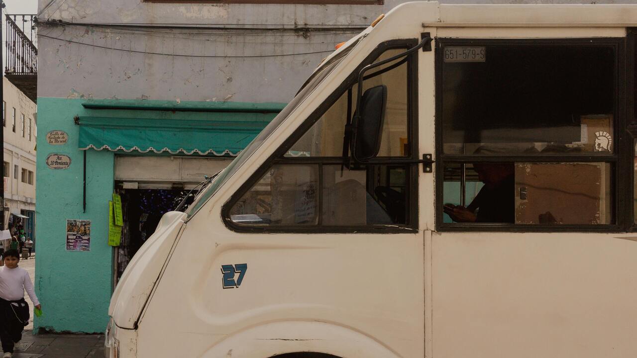 ¡Duro golpe! Analizan eliminar descuento a estudiantes con aumento a la tarifa de transporte en Puebla