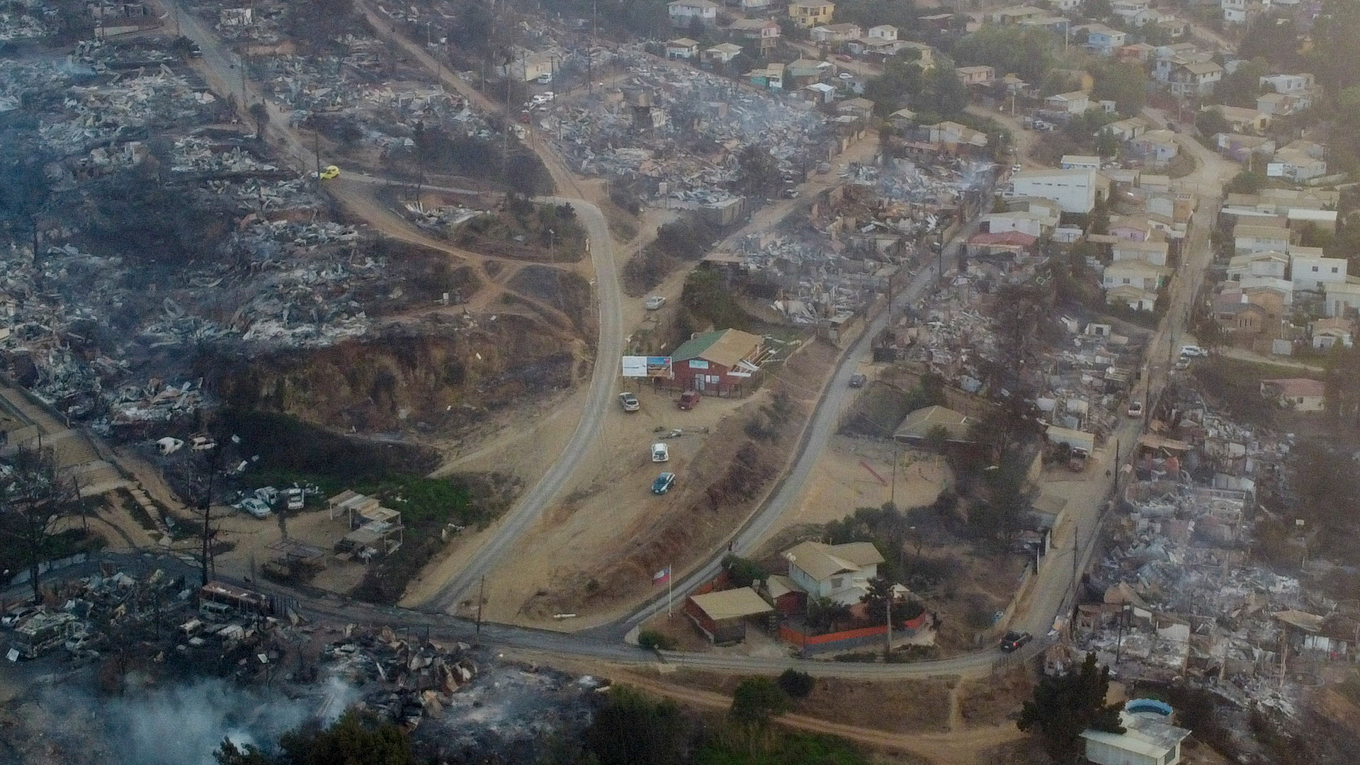 Suman 46 los muertos por incendios forestales en Chile