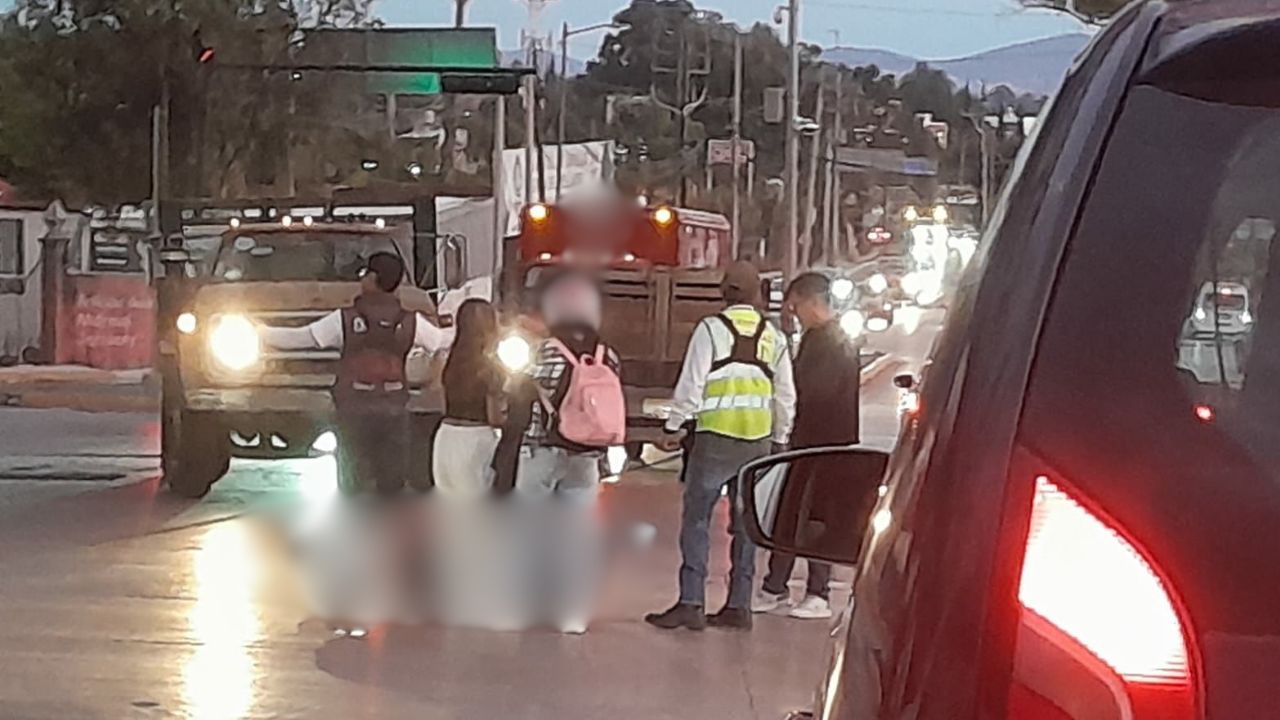 Conductor resultó herido tras accidente bajo puente del Periférico Ecológico de Puebla hoy: Caos vial
