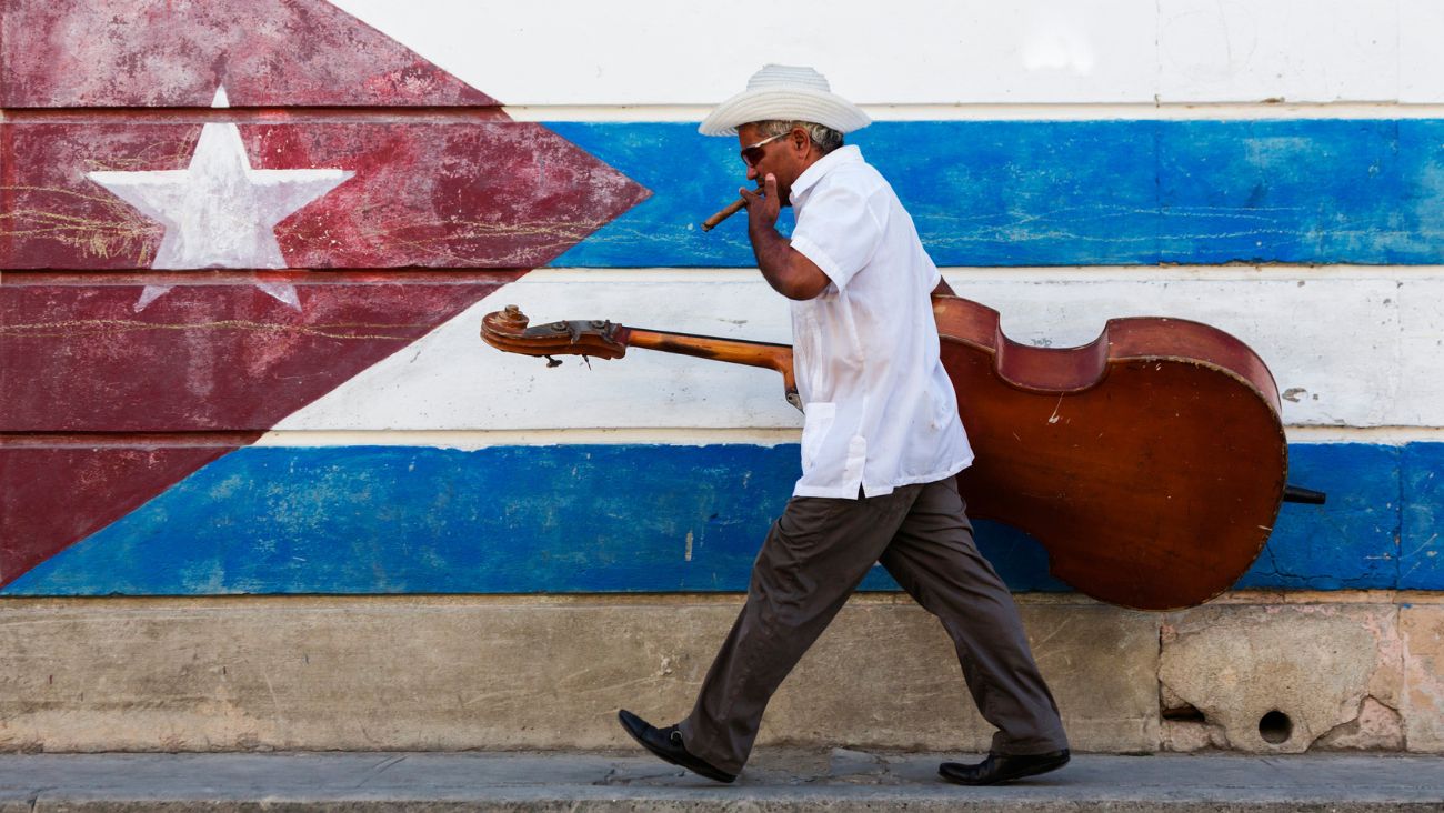 Venezuela rechaza "medidas punitivas" de EUA contra países que envíen petróleo a Cuba