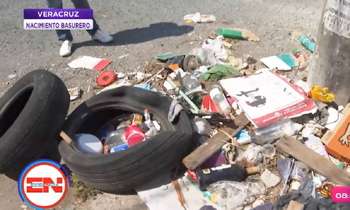 En plena colonia Centro de Veracruz reportan basurero a cielo abierto
