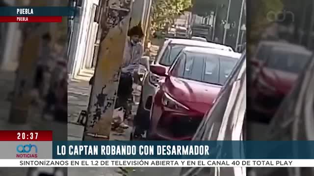 Captan intento de robo de autopartes en pleno centro de Puebla
