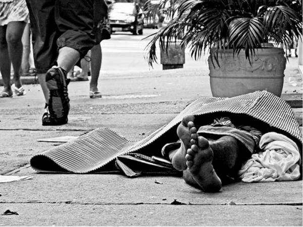 ¡Puebla ESTANCADA! Cifras oficiales chocan con la pobreza real que crece bajo el gobierno de Alejandro Armenta