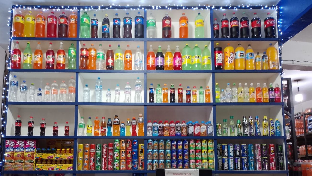 Impuestos a refrescos y cigarros suman al repunte de la inflación por los cielos