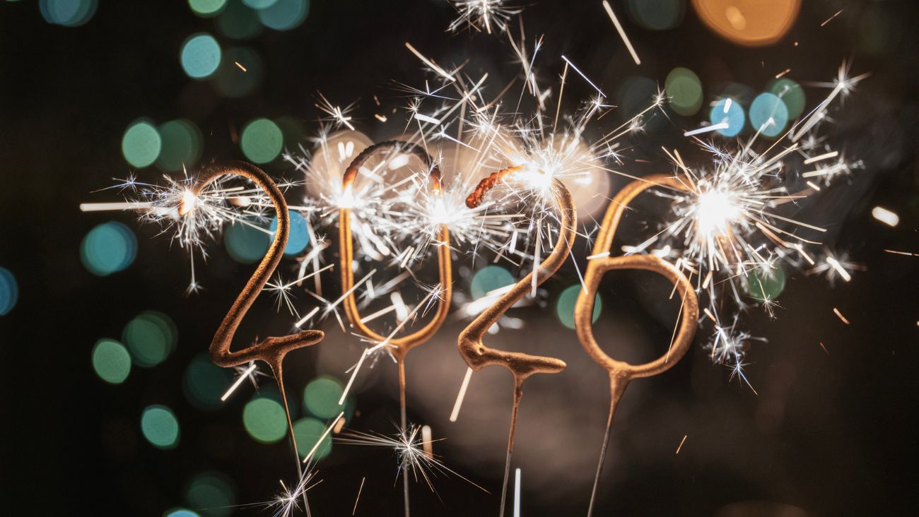 10 frases de Año Nuevo para mandar a tus familiares y amigos por WhatsApp este 2026