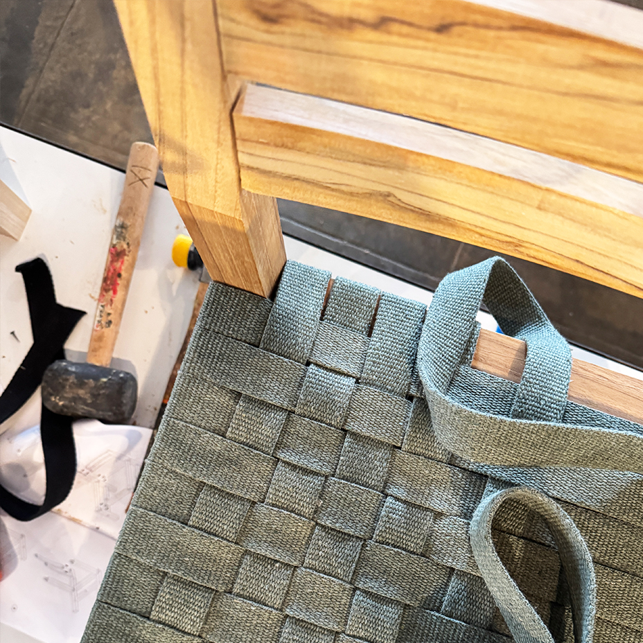 Manos a la obra: Mi experiencia armando la Silla Caletilla con La Metropolitana