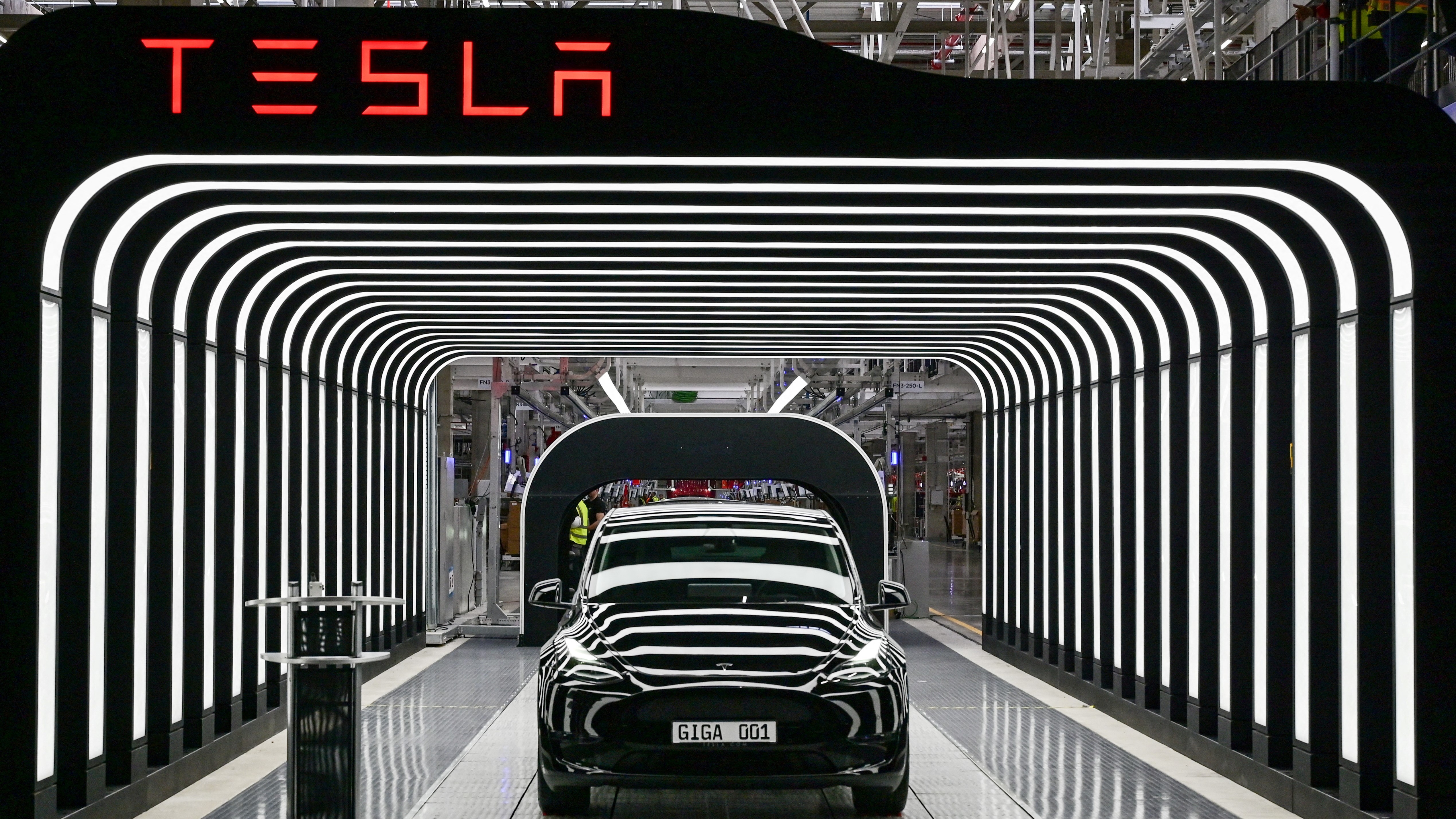 Tesla ofrece trabajo en México; busca conductores en Nuevo León y estos ...