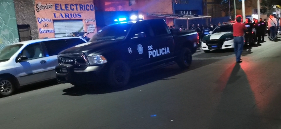 Asesinan a hombre dentro de su negocio en la colonia Morelos