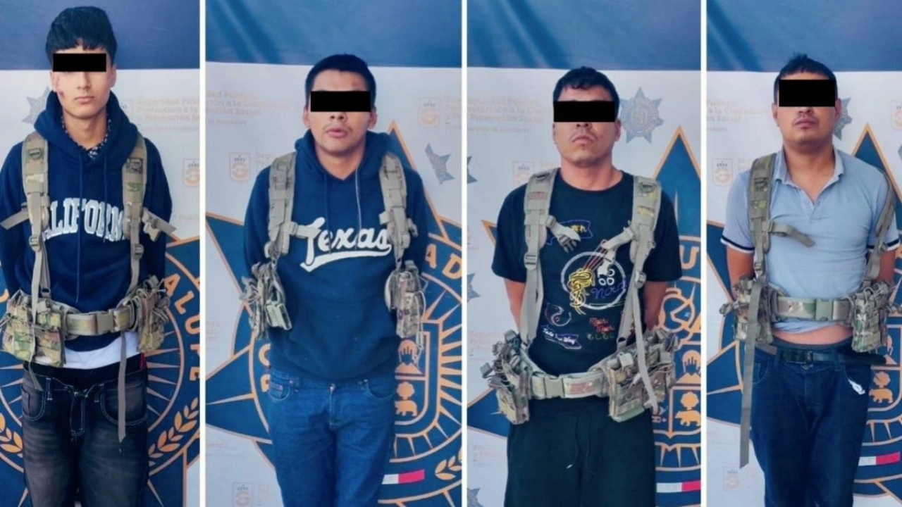 Detienen a criminales con armas y drogas regalando juguetes en ...
