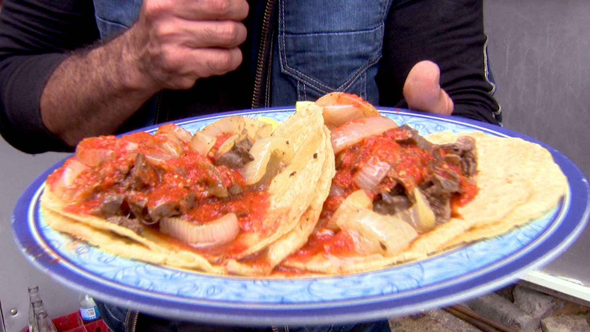 Tacos de hígado con más de 52 años de tradición