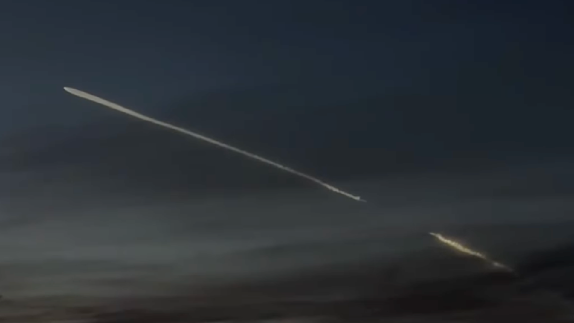 Lanzamiento del Falcon 9 de SpaceX ilumina el cielo de Tijuana este 14 ...