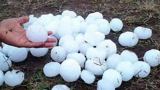 Granizo sorprende a Puebla por frente frío en varias zonas