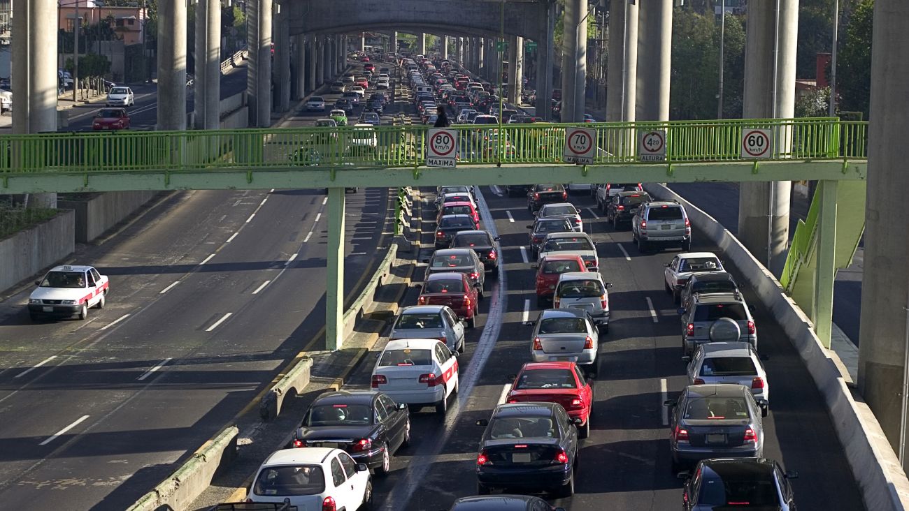 ¡Toca Metro! Hoy No Circula CDMX y Edomex lunes 9 de marzo 2026