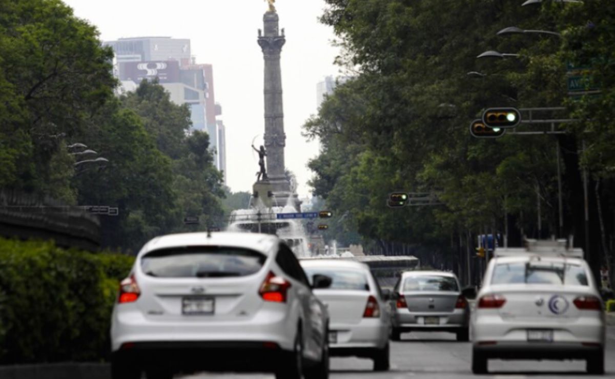 Hoy No circula hoy miércoles 1 de abril de 2026: ¿Qué autos no transitan en la CDMX y EdoMex?