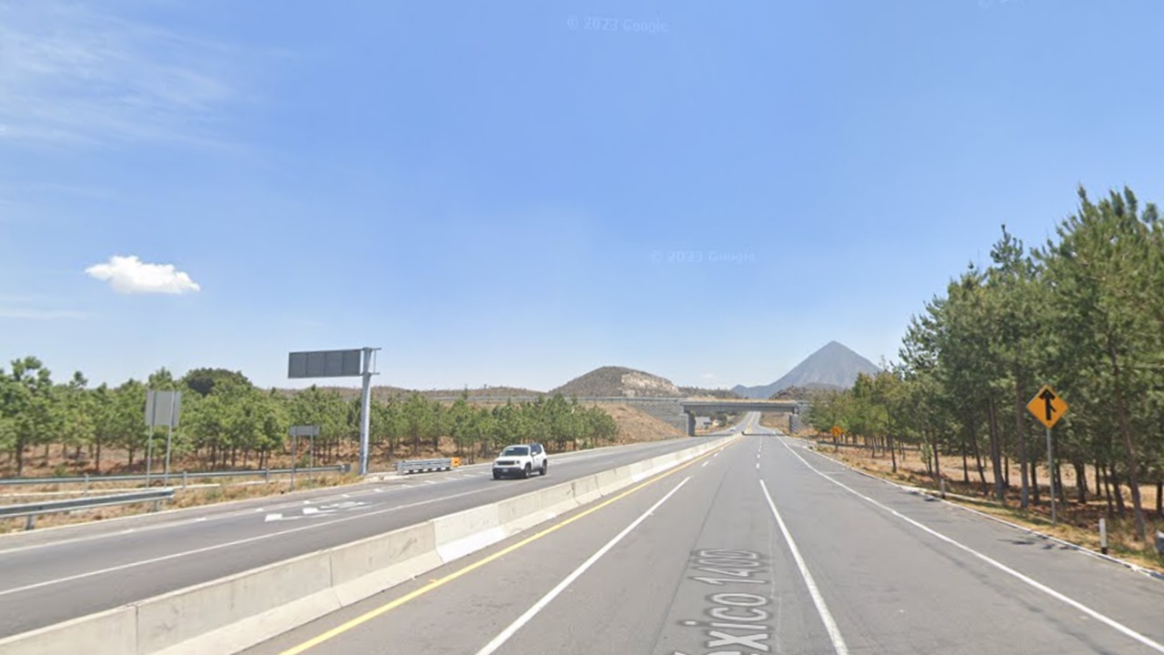 Reportan aparatoso INCENDIO en autopista Amozoc-Perote hoy viernes