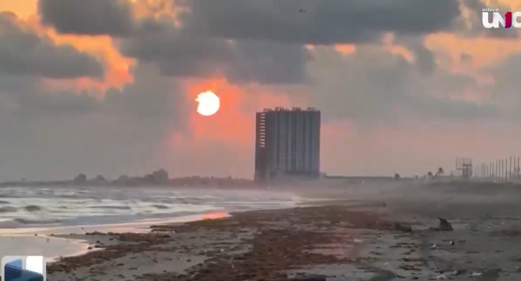 Las versiones oficiales se vinieron abajo… y finalmente hubo reconocimiento. El director de Pemex admitió que la información inicial sobre el derrame en el Golfo no era correcta