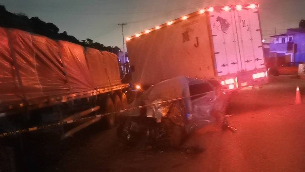 Accidente en Naucalpan deja como saldo un muerto