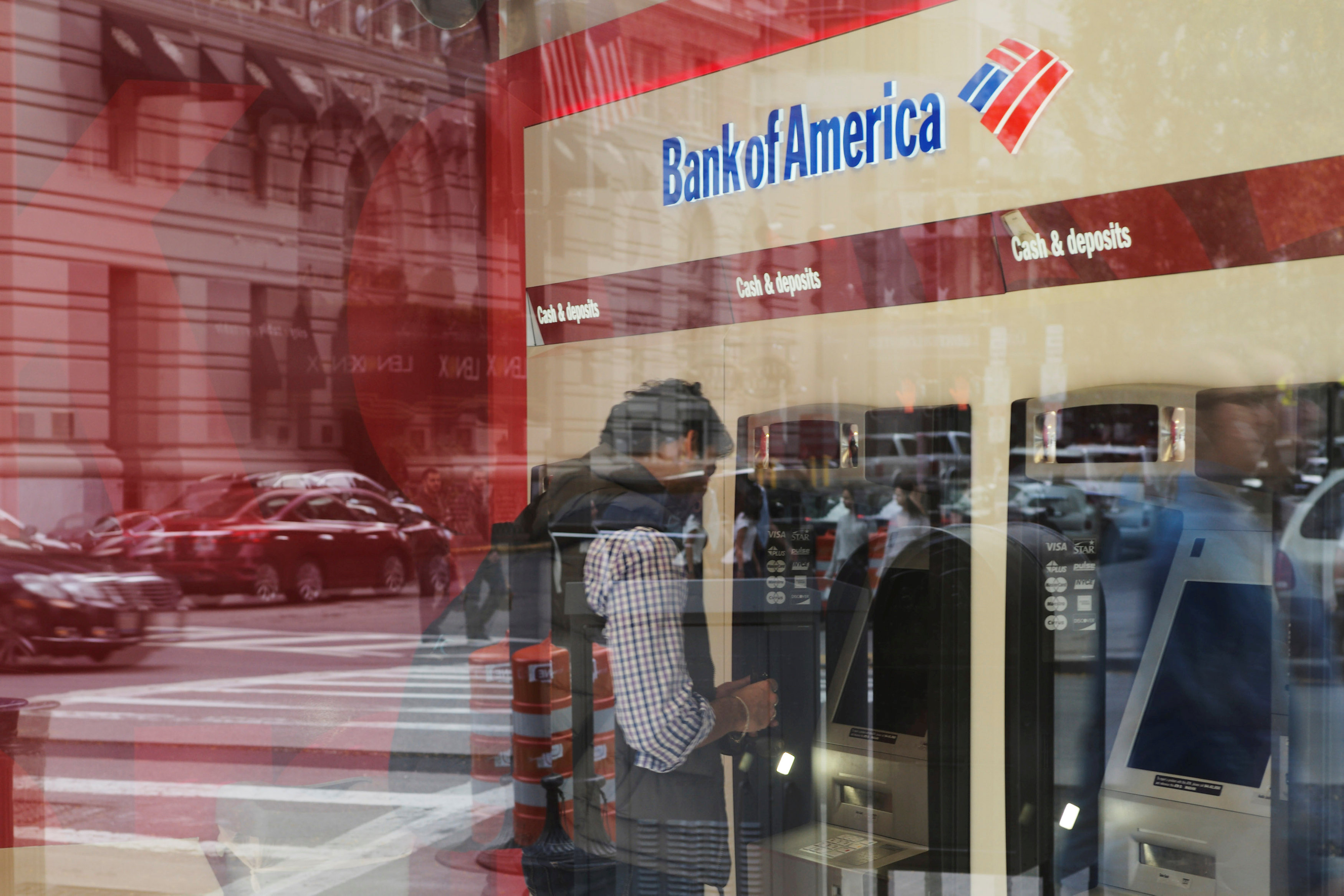 Bank of America supera expectativas impulsado por economía saludable